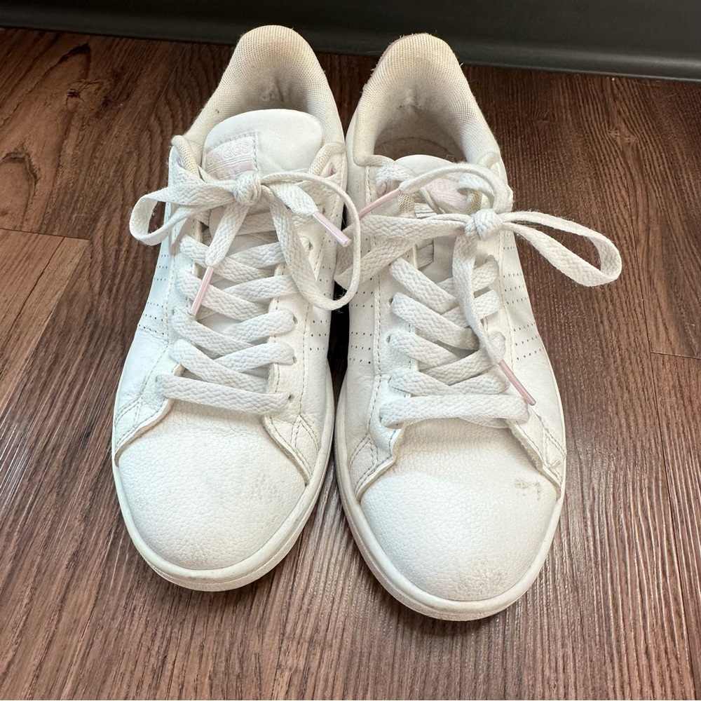 ADIDAS Cloudfoam White & Pink Advantage Tennis Shoes | Size - Women’s US 7